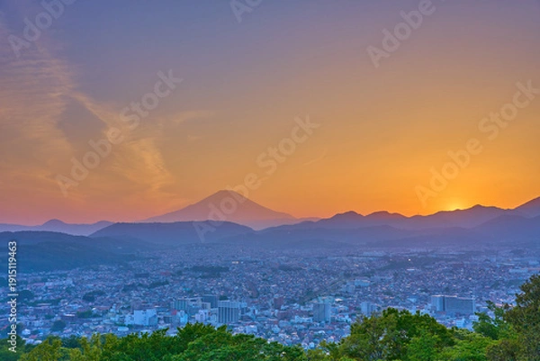 Obraz 神奈川県秦野市の権現山からの夕景(秦野市街,富士山など)
