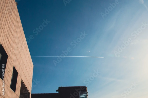 Obraz 청명한 하늘에 비행기 구름