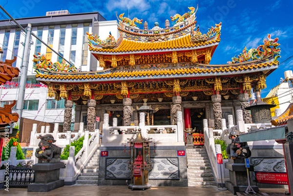 Obraz 神奈川県横浜市 青空に映える横浜中華街のシンボル「横浜関帝廟」