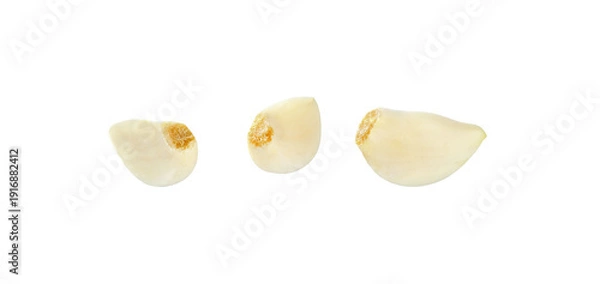 Obraz Garlic cloves Isolated on white background