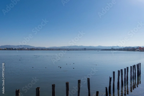 Obraz 空も湖面も真っ青な琵琶湖　滋賀県大津市