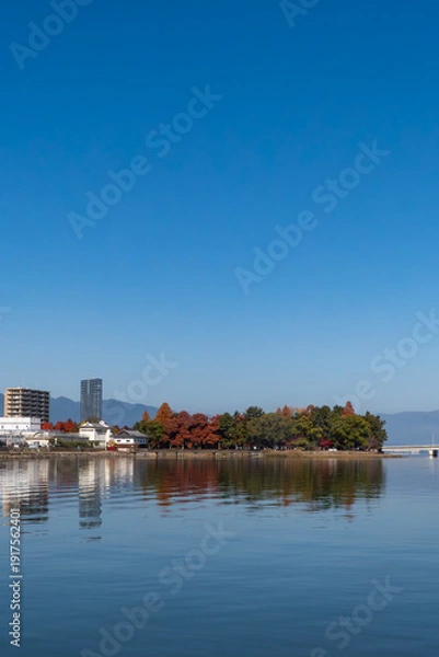 Obraz 空も湖面も真っ青な琵琶湖　滋賀県大津市