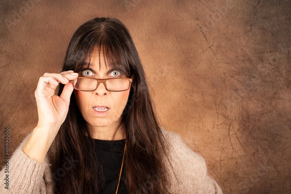 Obraz Frau mit kritischem Blick