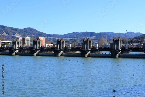 Obraz 大津市南郷の瀬田川洗堰