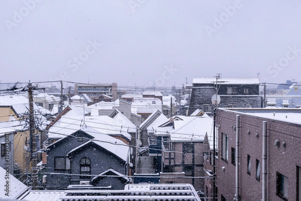 Obraz 家々の屋根に降り積もる雪