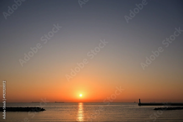 Obraz 四日市の海から昇る朝陽