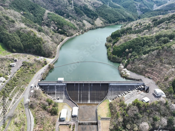 Obraz 愛媛県東温市　佐古ダムの風景