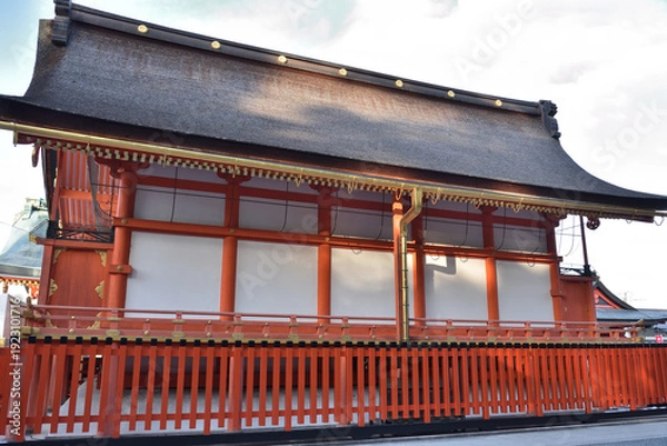 Obraz 伏見稲荷大社　背面からのご本殿(京都市伏見区)