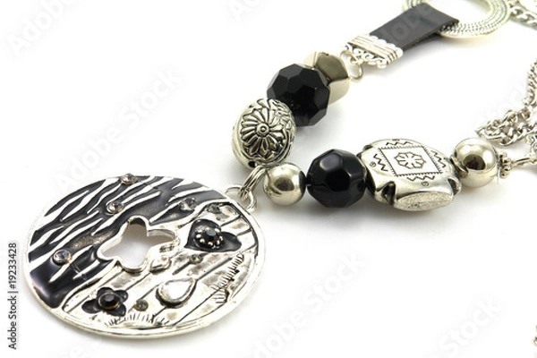 Fototapeta fantazyjny długi naszyjnik