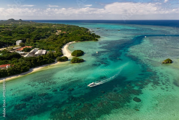 Obraz 石垣島川平湾（ドローンによる空撮）