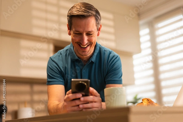 Obraz Man Checking Socials