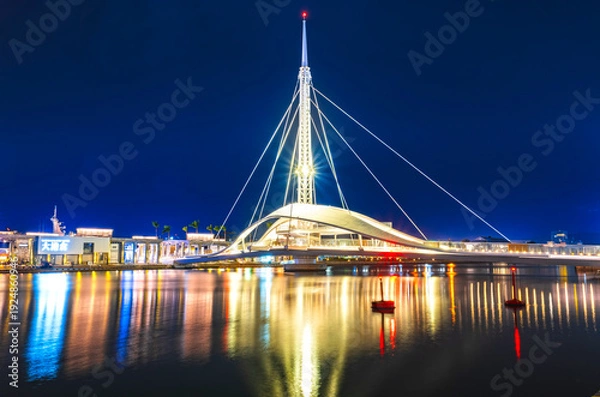 Fototapeta 台湾　高雄港大港橋