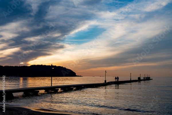 Obraz 千葉 海岸 海 桟橋 フォトスポット デートスポット 幻想的 夕暮れ 絶景
