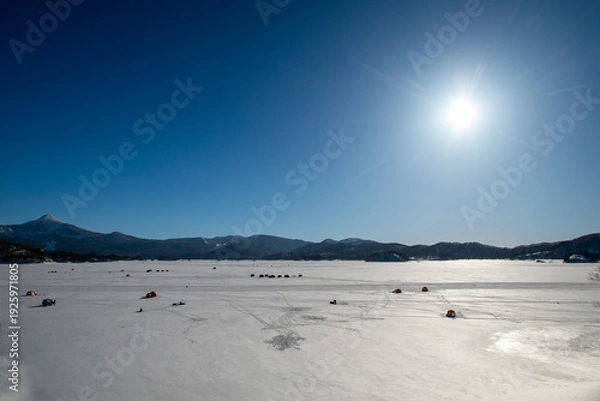 Fototapeta 氷結した桧原湖