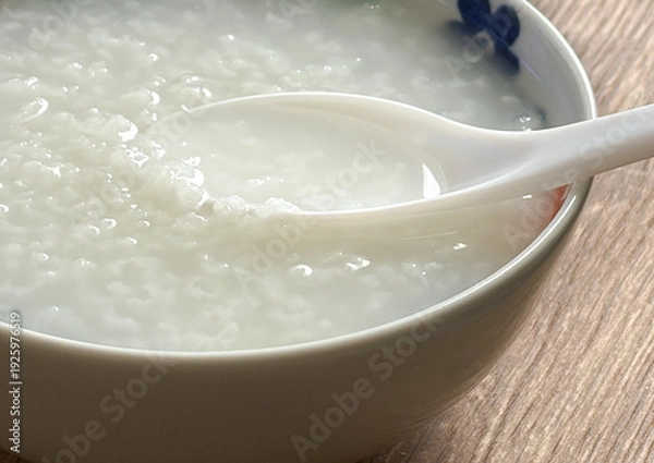 Obraz 胃腸に優しいお粥(白粥)