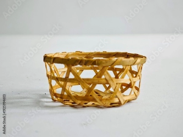 Obraz wicker basket on the table