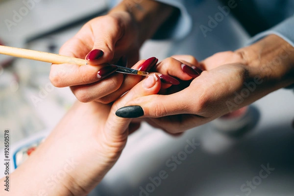 Obraz Gel nail extensions build up process