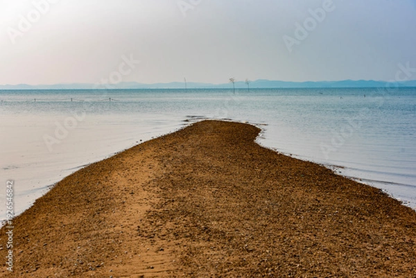 Obraz 모래톱이 길게 바다로 향하다