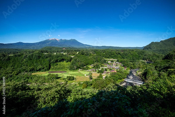 Obraz 盛夏の御嶽山　長野県 木曽町 開田高原から