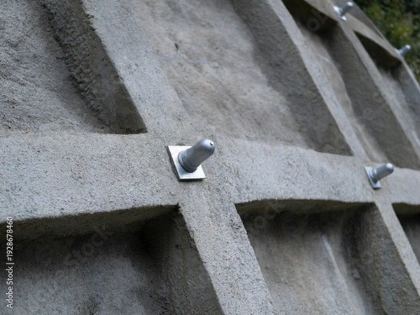 Obraz 吹付法枠工で施工された土砂崩れ現場