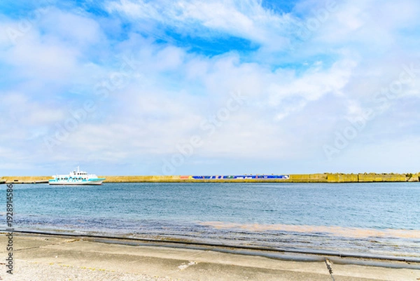 Obraz オロロンの島 焼尻島(やぎしりとう)を行く
