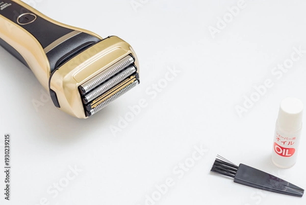 Obraz 	髭剃りとオイルとブラシ