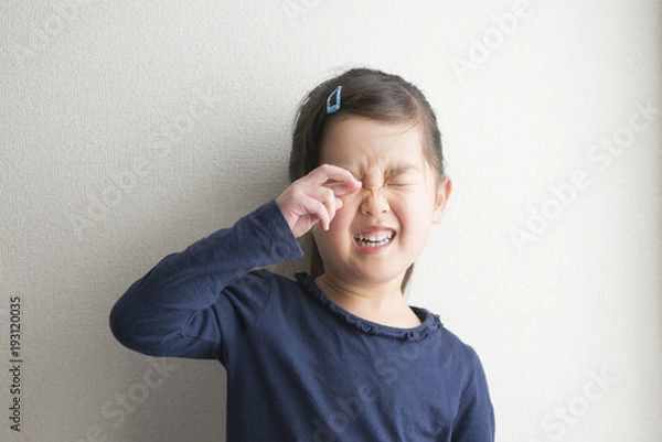 Obraz 目がかゆい子供