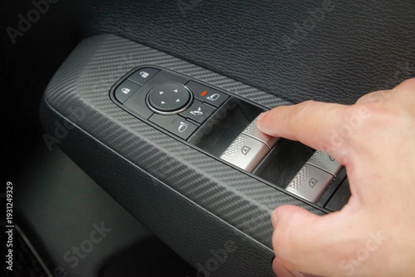 Obraz 運転席ドアのウィンドウ操作スイッチ類
