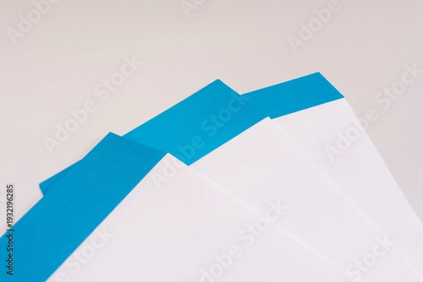 Obraz いフラップがアクセントのビジネス封筒　イメージ