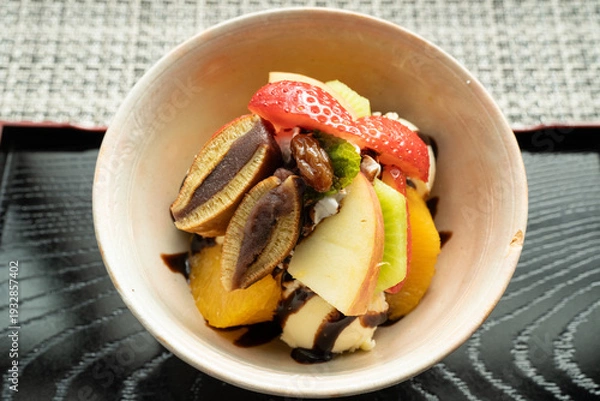 Obraz 古民家カフェならのき　ミニどら焼き付きならのきパフェ