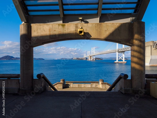 Obraz 瀬戸大橋記念公園から望む瀬戸大橋と瀬戸内海　香川県