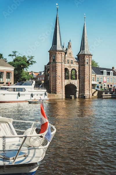 Fototapeta De Sneeker Waterpoort is the symbol of the Frisian town of Sneek in the Netherlands