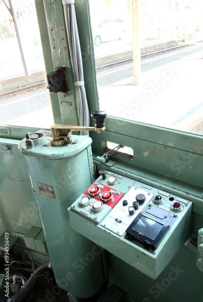 Obraz レトロな路面電車の運転席