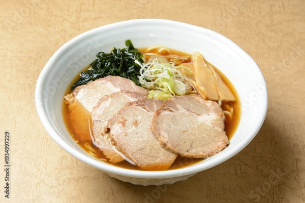 Obraz チャーシュー入り醤油ラーメン