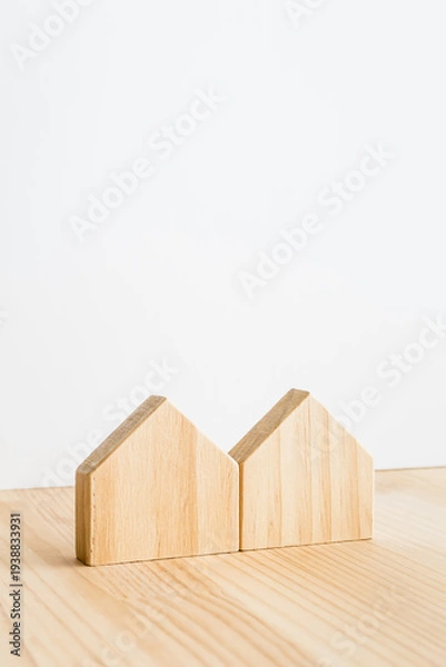 Obraz ナチュラルな木の家　背景素材　二世帯住宅　ライフスタイル　シンプル　コピースペース