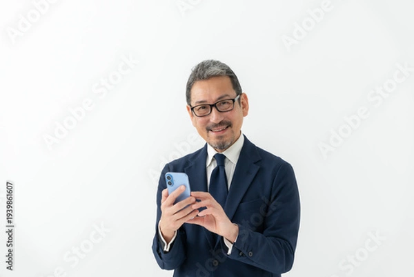 Obraz ビジネス　男性　スマートフォン　スマホ
