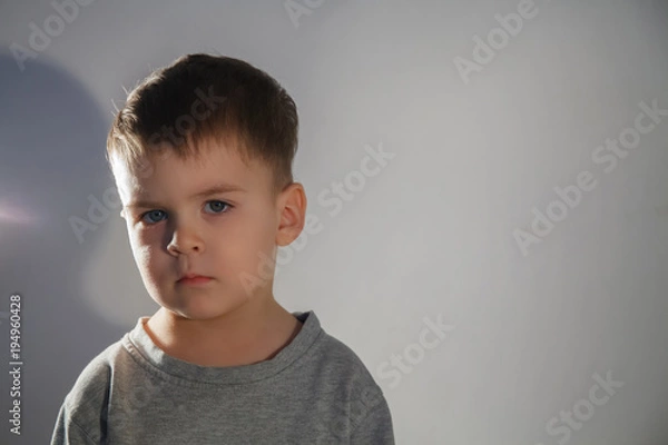 Fototapeta Portrait Serious child