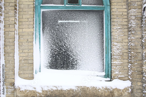 Obraz windown covered by snow