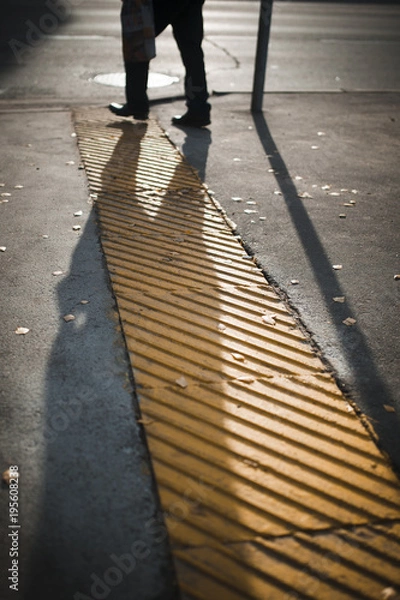 Obraz One man's legs silhouette