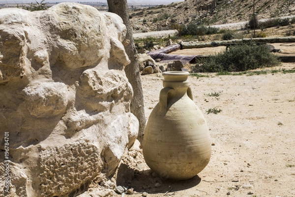 Obraz Pitcher and well