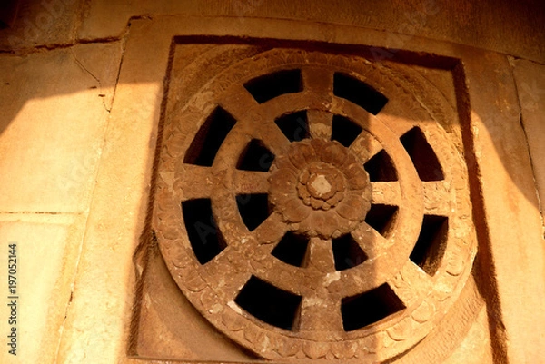 Fototapeta Элемент декоративной решетки в древних индуистских храмах