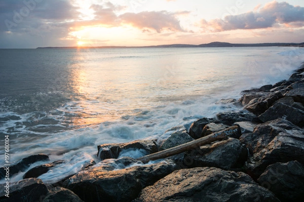 Fototapeta water on the rocks