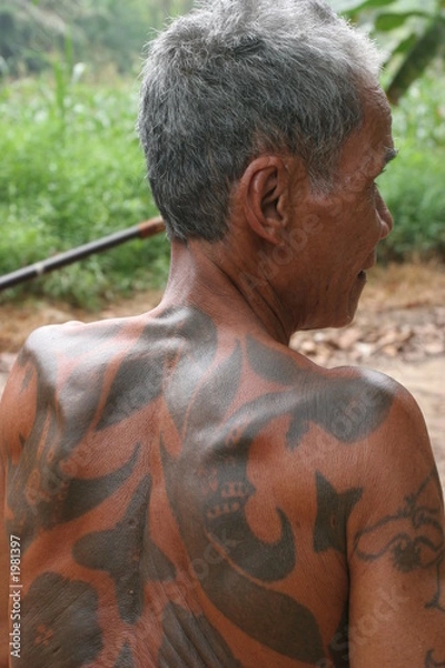 Fototapeta tatouages originaux bornéo