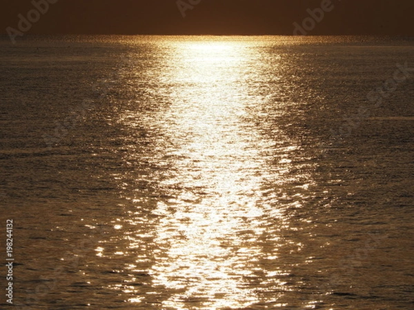 Obraz 夜明けの海