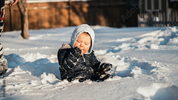 Obraz Child Eating Snow