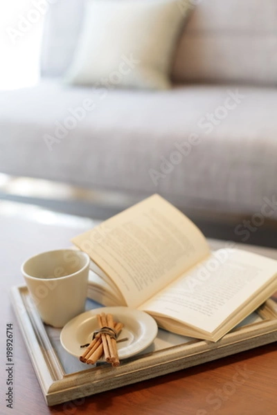 Fototapeta 読書タイム