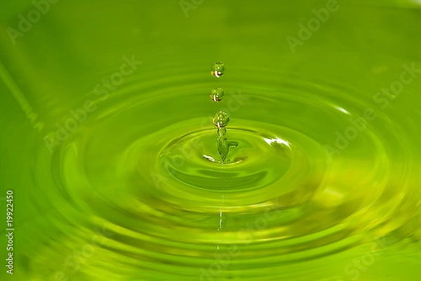 Obraz water drop colored