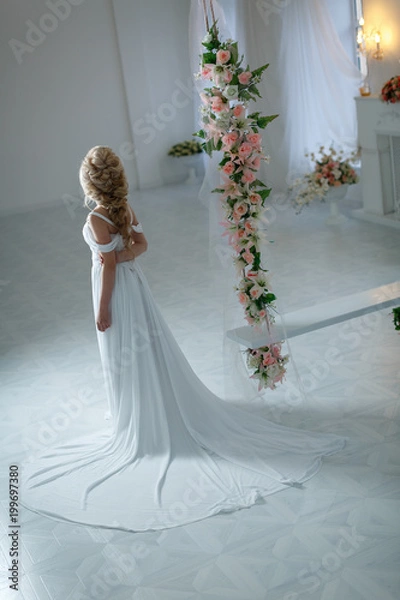 Fototapeta Красивая причёски девушки блондинки сзади