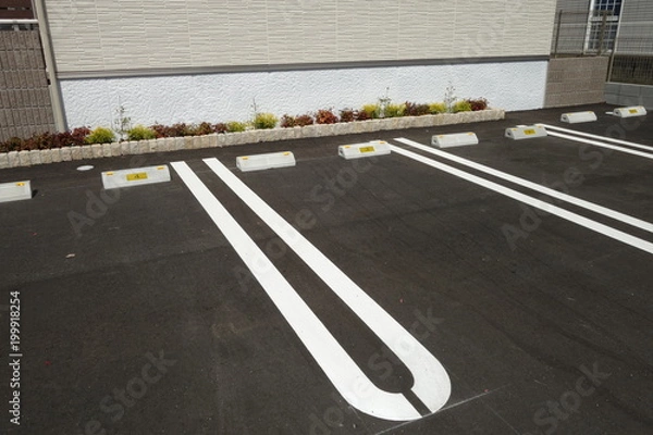 Obraz アパートの駐車場