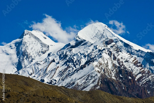 Fototapeta snowy peaks